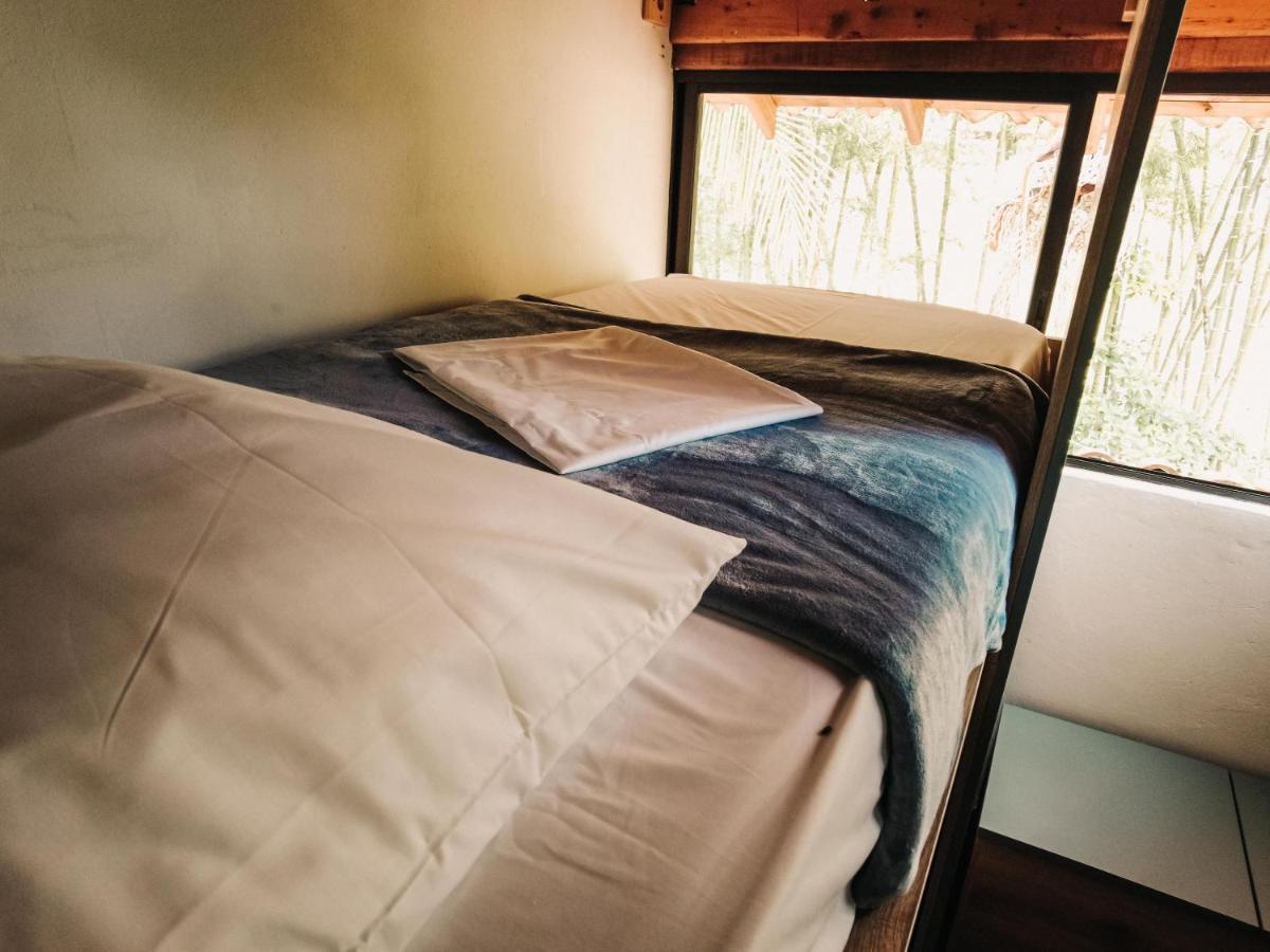Hostel Volare Guatape Isla Zewnętrze zdjęcie
