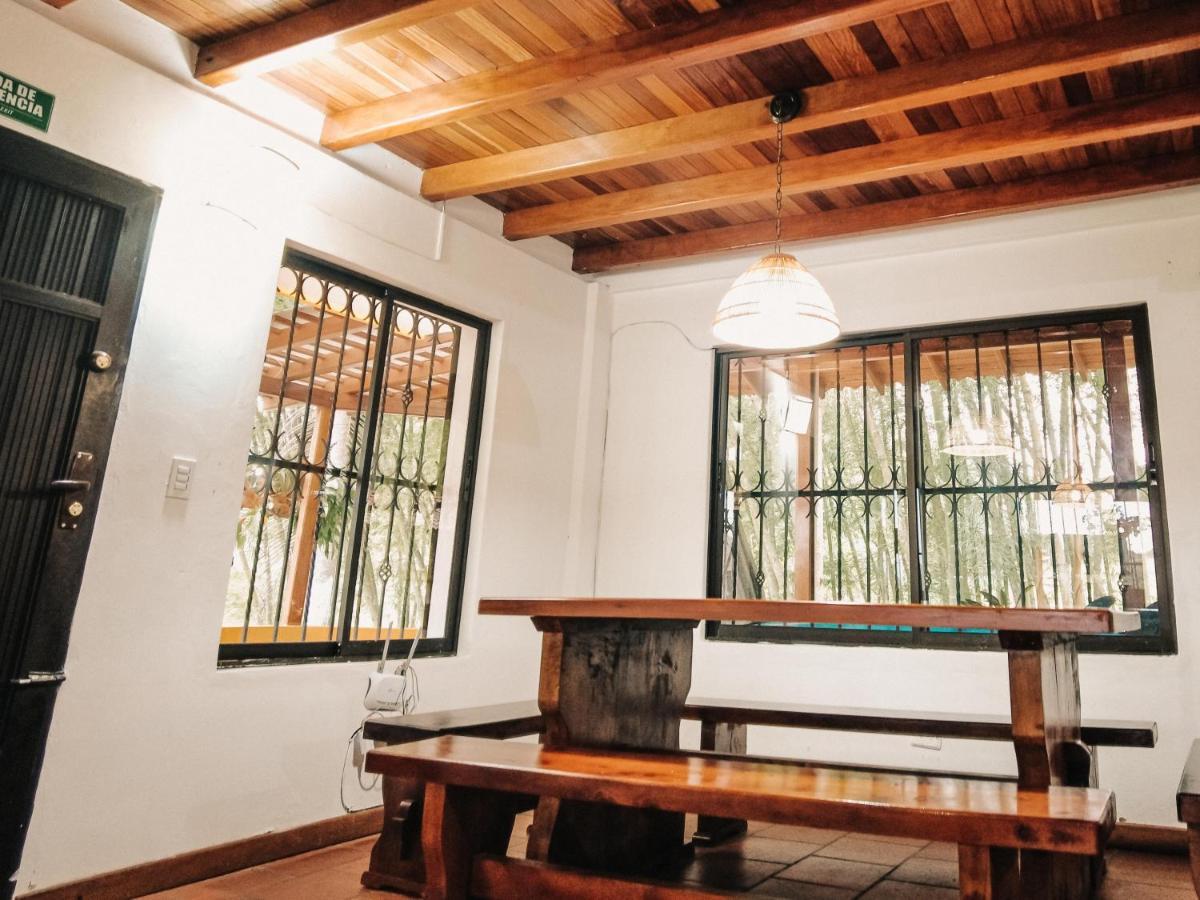 Hostel Volare Guatape Isla Zewnętrze zdjęcie