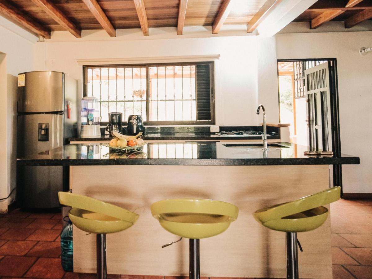 Hostel Volare Guatape Isla Zewnętrze zdjęcie
