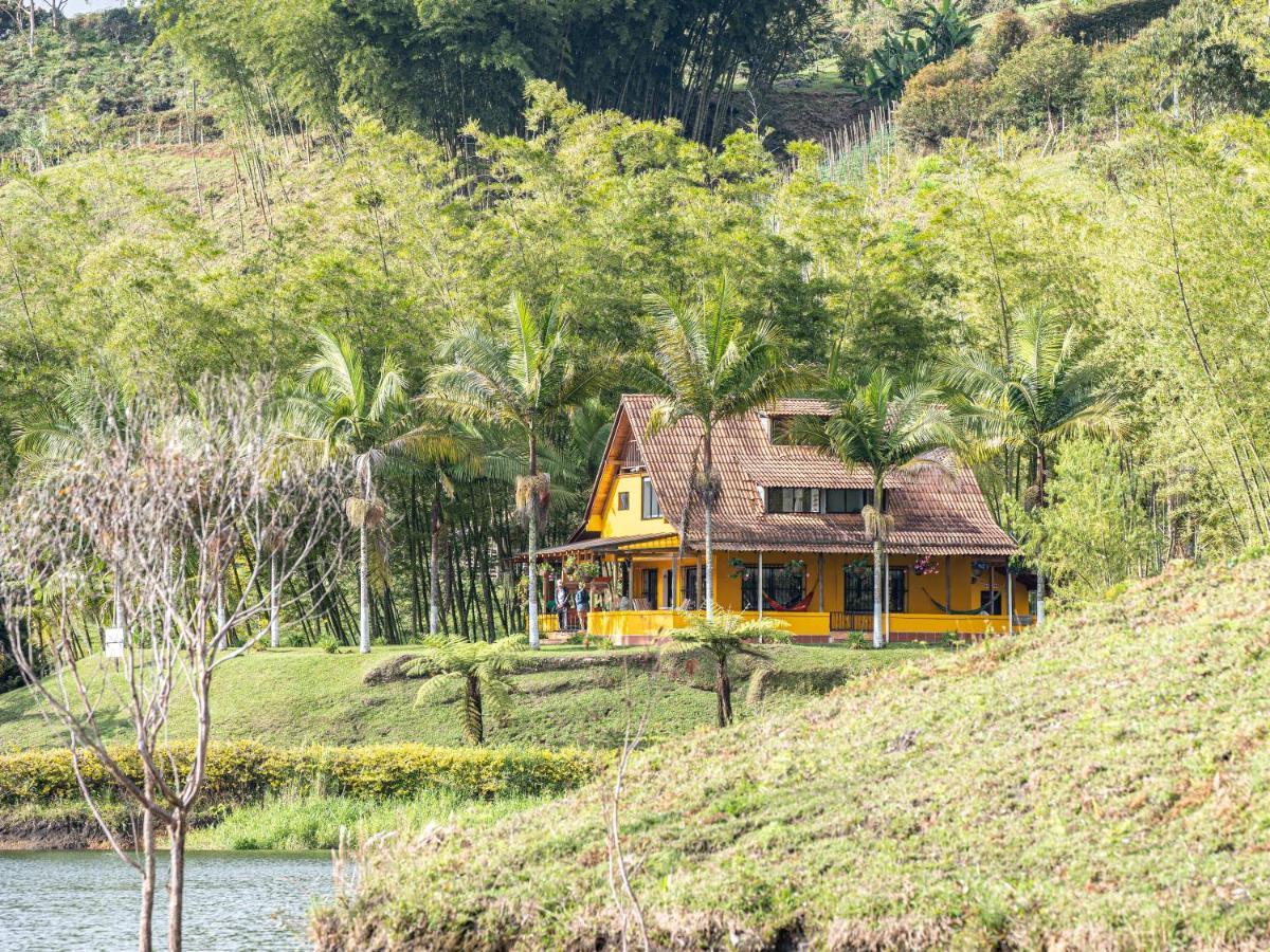 Hostel Volare Guatape Isla Zewnętrze zdjęcie