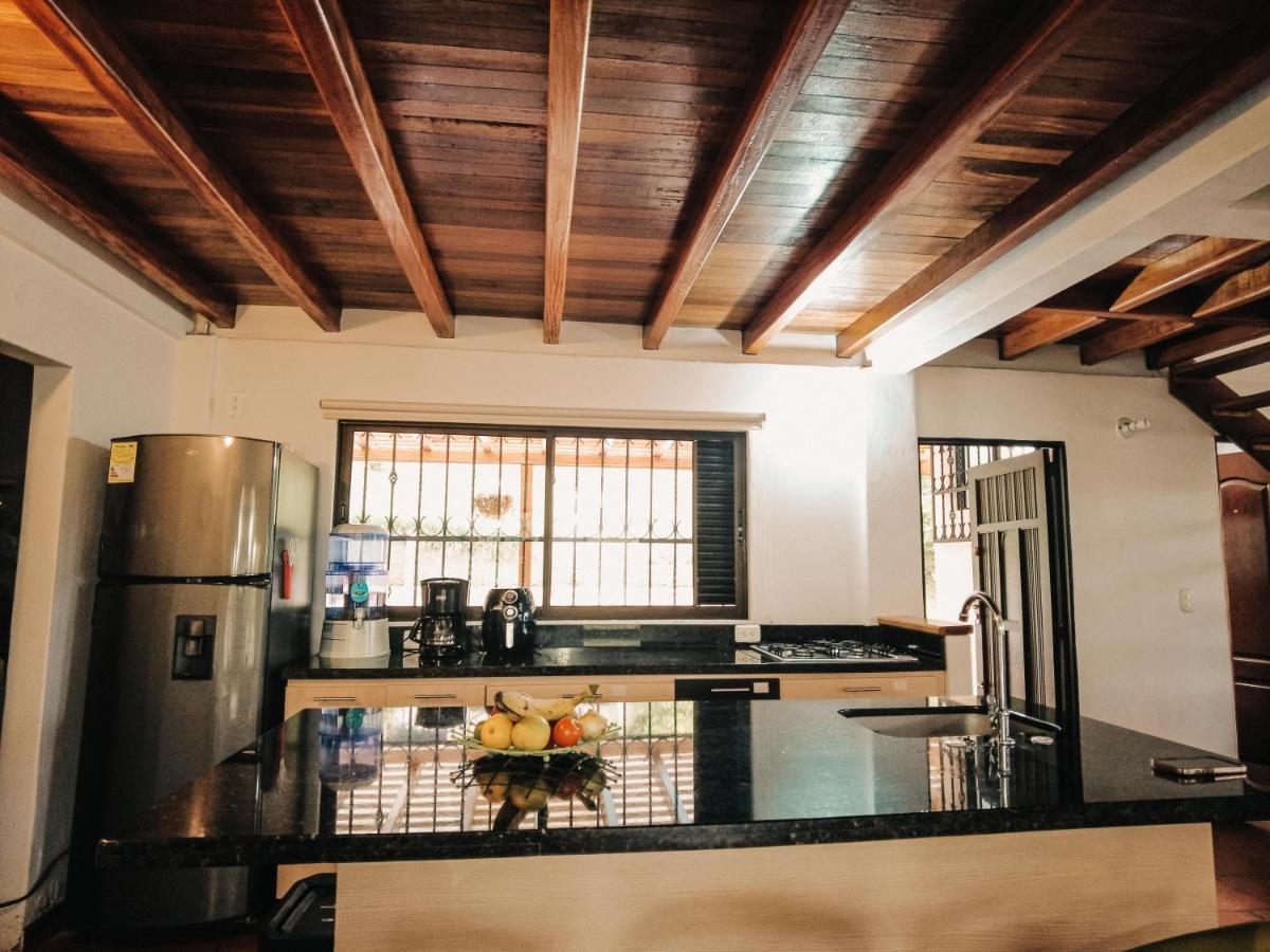 Hostel Volare Guatape Isla Zewnętrze zdjęcie