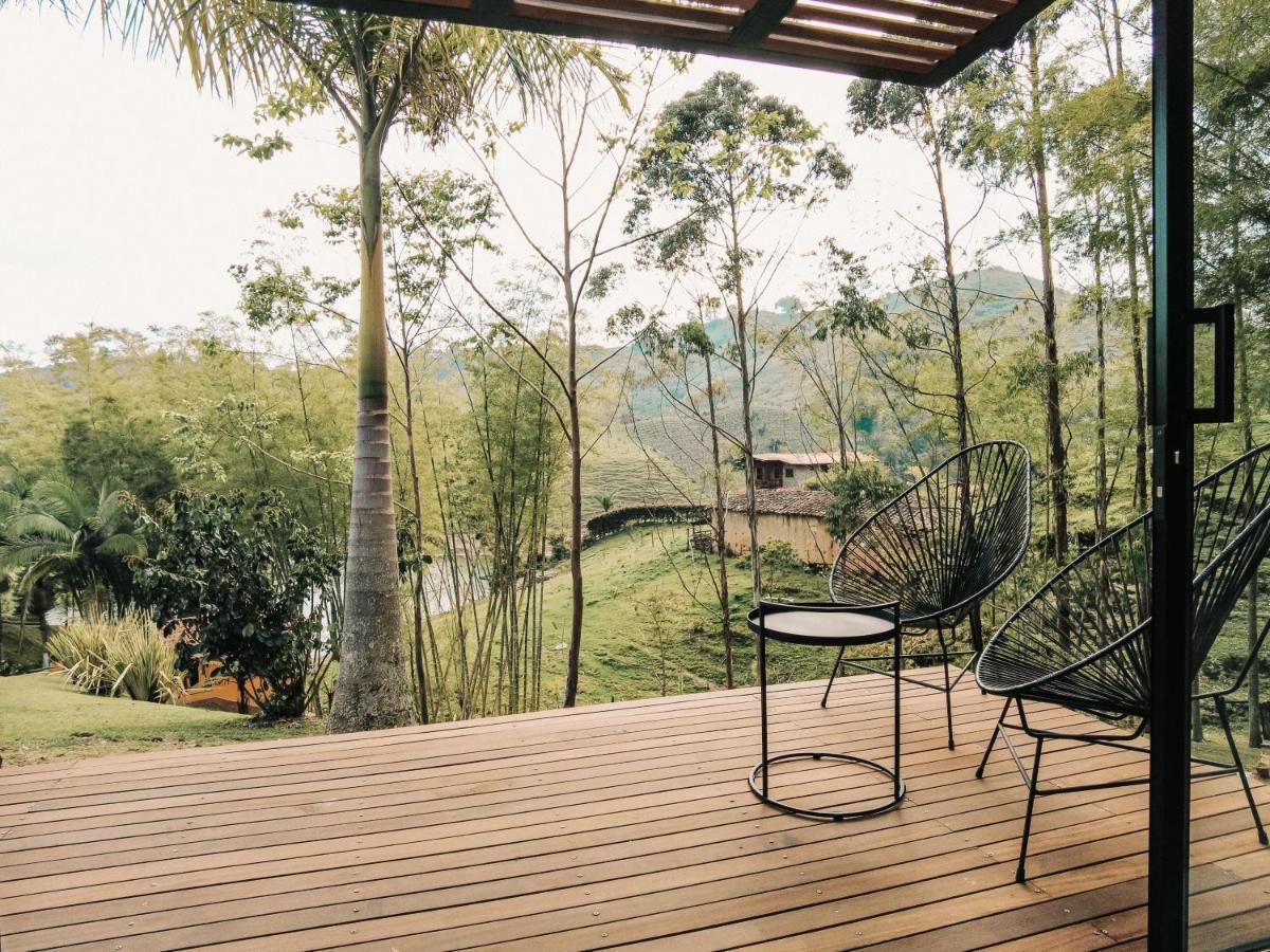 Hostel Volare Guatape Isla Zewnętrze zdjęcie